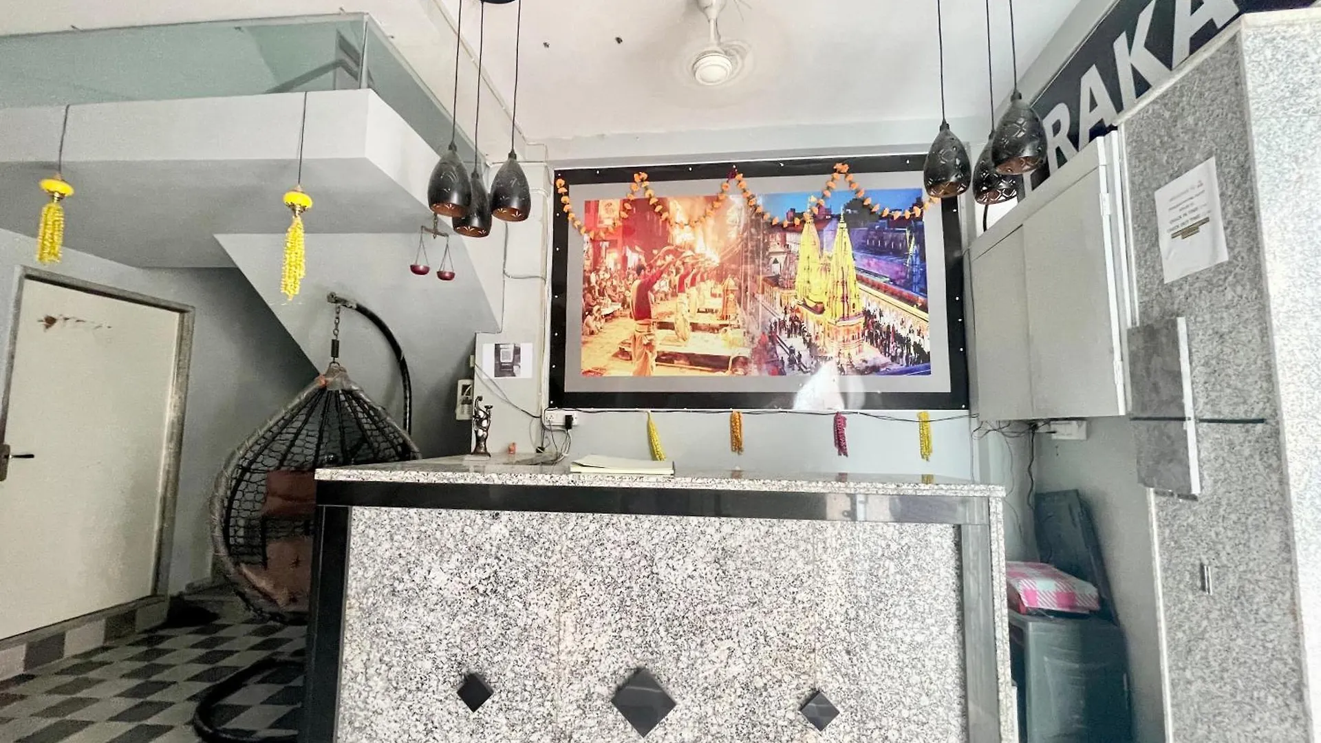 Hotel Pgh, Varanasi ! Fully-Air-Conditioned Hotel At Prime Location With Wifi- Availablity, Near Kashi Vishwanath Temple And Ganga Ghat, Luxurious Rooms